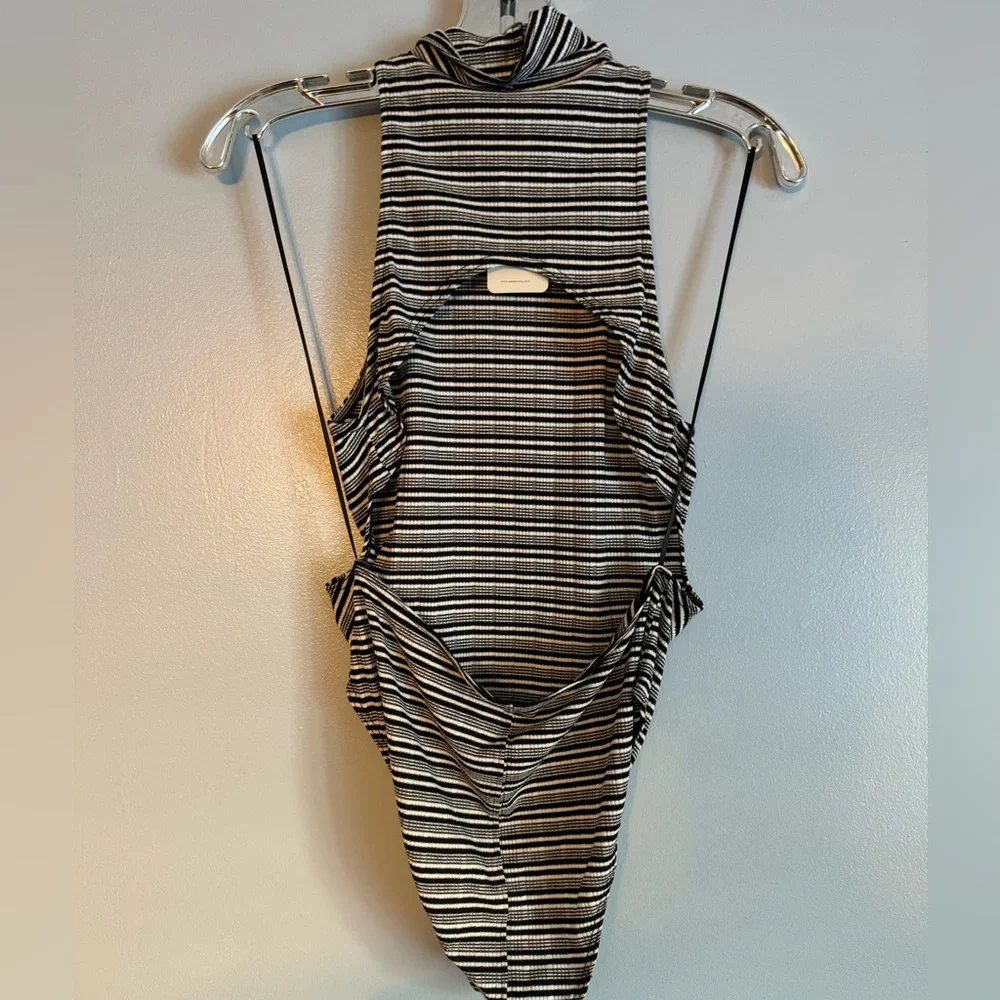 Free People NWT Body Suit Open Back - Picture 2 of 5